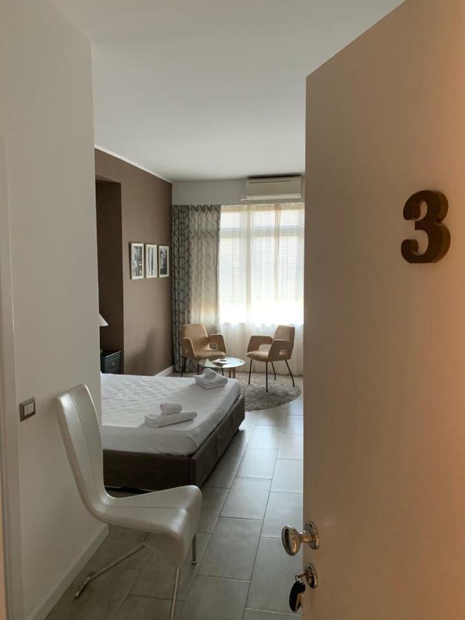 Corso Italia Rooms ميلان المظهر الخارجي الصورة